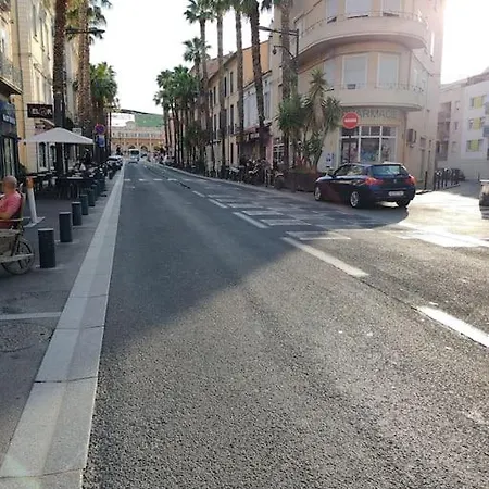 Le Centre Du Monde Apartmán