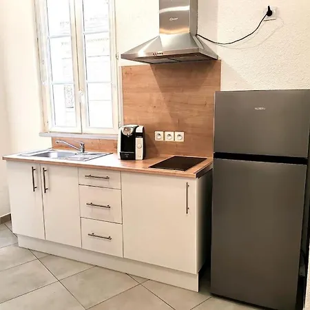 Le Centre Du Monde Apartmán *